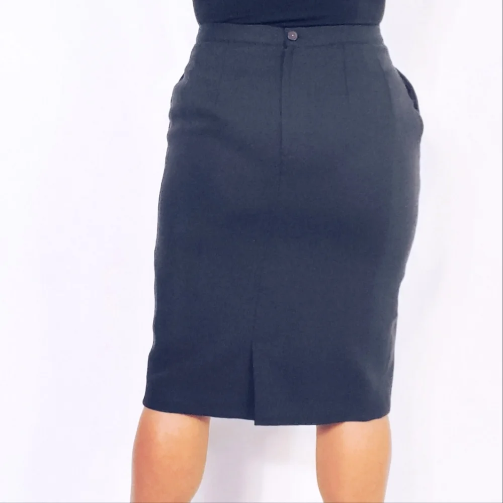 Skirt Suit - Picture 8 of 11